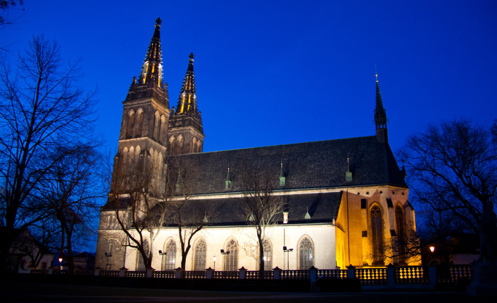 Vyšehrad - Bazilika svatého Petra a Pavla