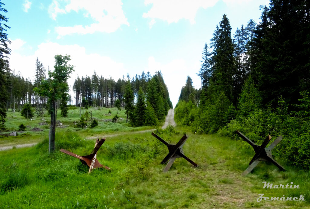 Šumava - cesta na Poledník