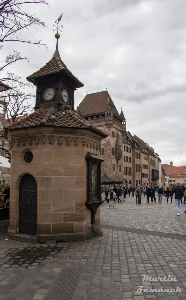 Norimberk - náměstí před Sv. Lorenzem