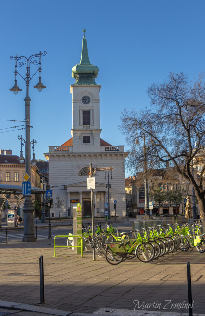 Budapešť