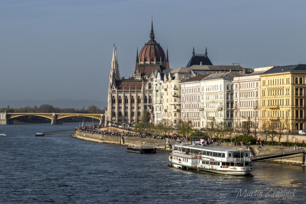 Budapešť - výhled na Parlament