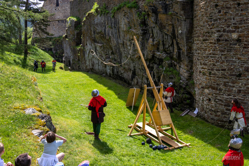 Velhartice - Historické slavnosti (střelba)