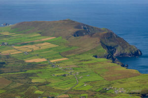 Irsko - Clochán výhled z Mt. Brandon