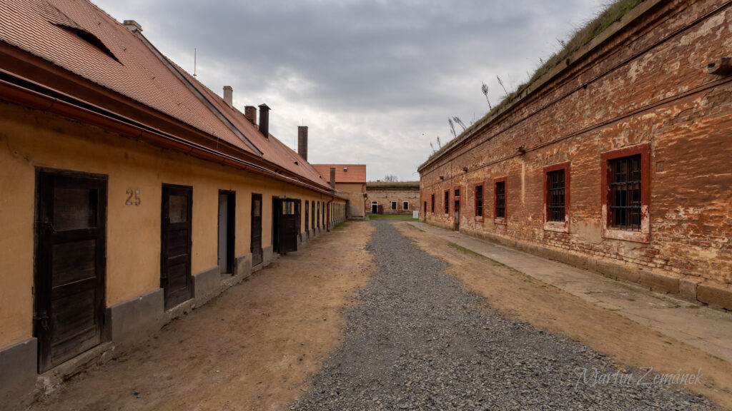 Terezín - Ženský dvůr