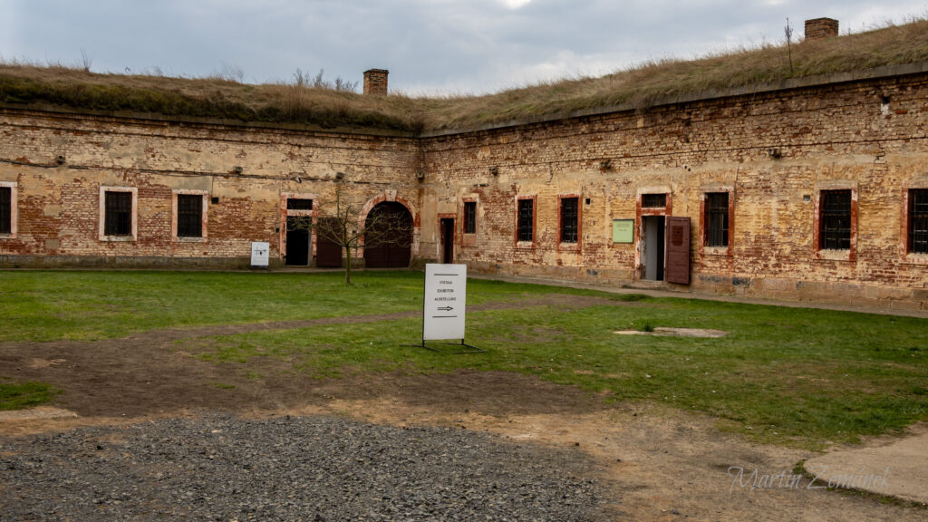 Terezín - Ženský dvůr